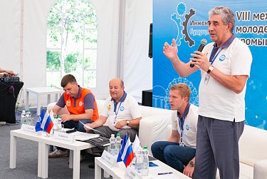 Сергей Грачев: «Инженеры всех стран, объединяйтесь!»